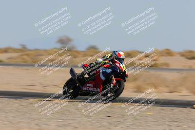 media/Mar-21-2025-CVMA Friday Practice (Fri) [[30cd4fe323]]/3-Racer 2/Session 6 (Turn 15)/